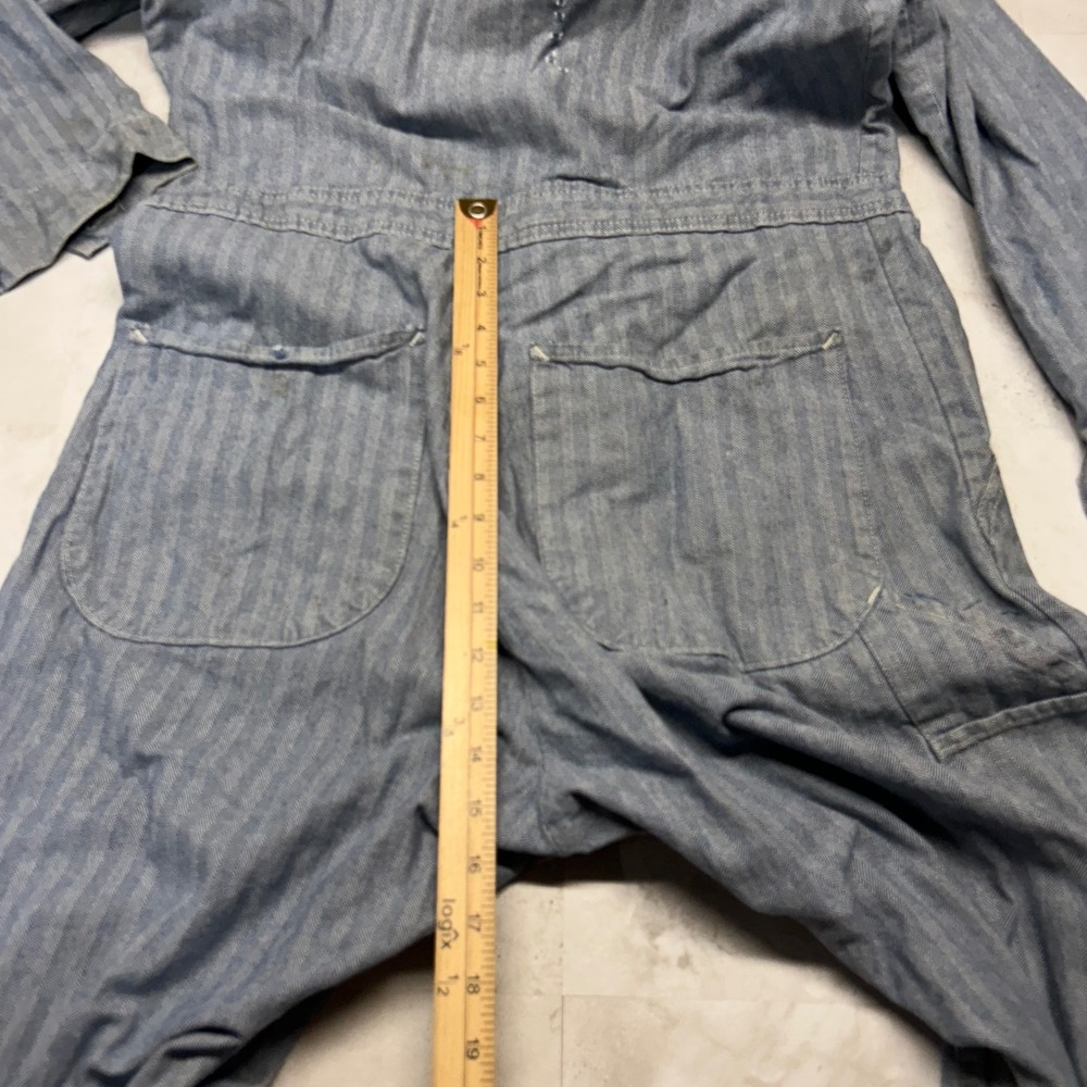Red Kap Herringbone Coveralls Blue Mens 42-RG Vintage Workwear Distressed USA - Picture 12 of 15